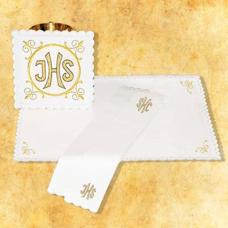 Conjunto de alfaias do cálice com IHS