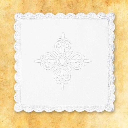 Conjunto de alfaias do cálice branco