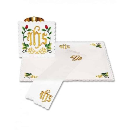 Conjunto de alfaias do cálice bordado rosas
