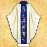 Casula litúrgica mariana em cor ecru