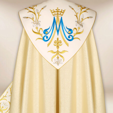 Capa bordada mariana