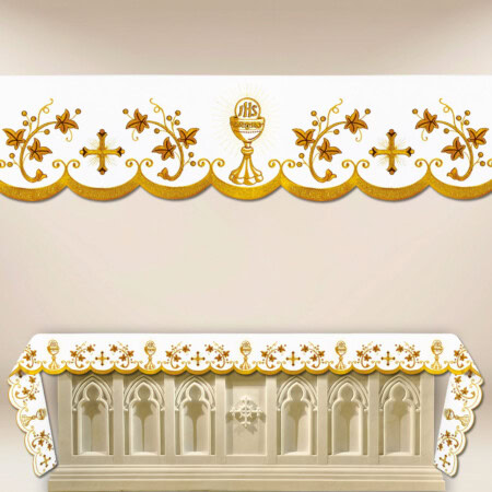 Toalha de altar bordada com belo bordado dourado de cálice