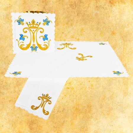 Conjunto de alfaias do cálice mariano