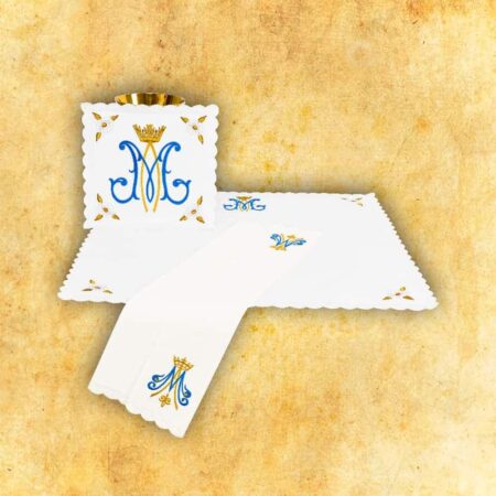 Conjunto de alfaias do cálice mariano