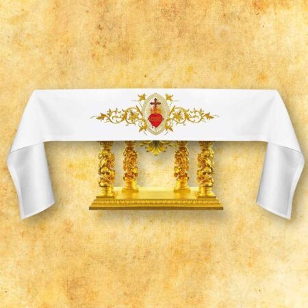 Toalha com bordado frontal Coração de Jesus