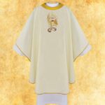 Casula bordada ecru eucharística