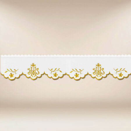 Tira de renda bordada com delicado bordado dourado