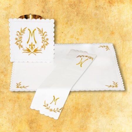Conjunto de Alfaias do Cálice Mariano Dourado