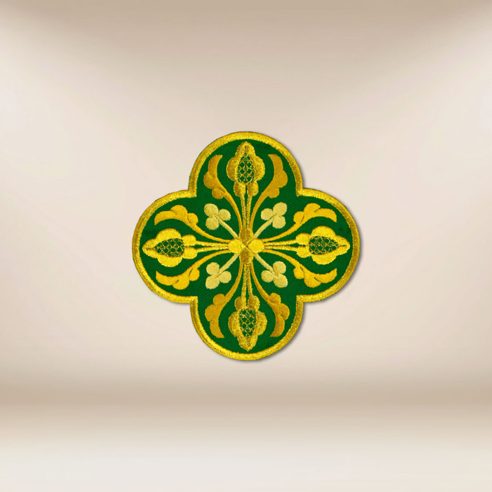 Aplicação bordada cruz