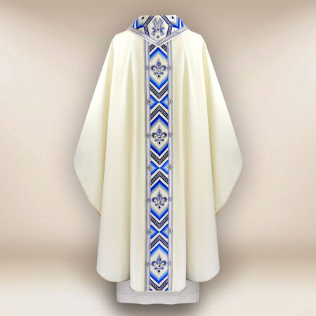Casula mariana ricamente bordada