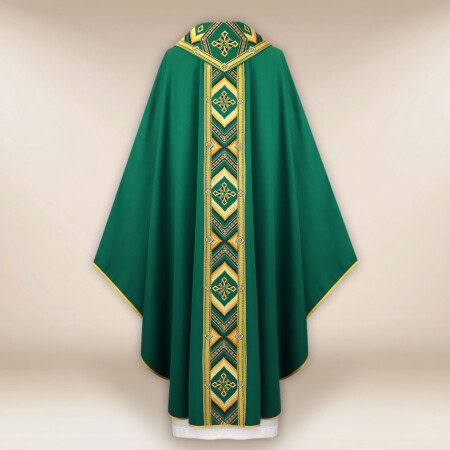 Casula bordada verde