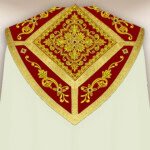 Capa litúrgica ecru com galões bordô