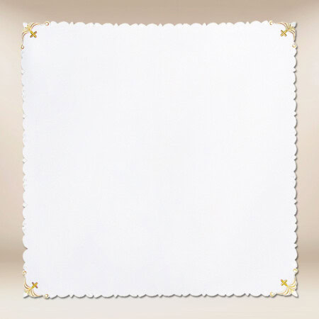 Cobertura bordada com dimensões de 95cm × 95cm