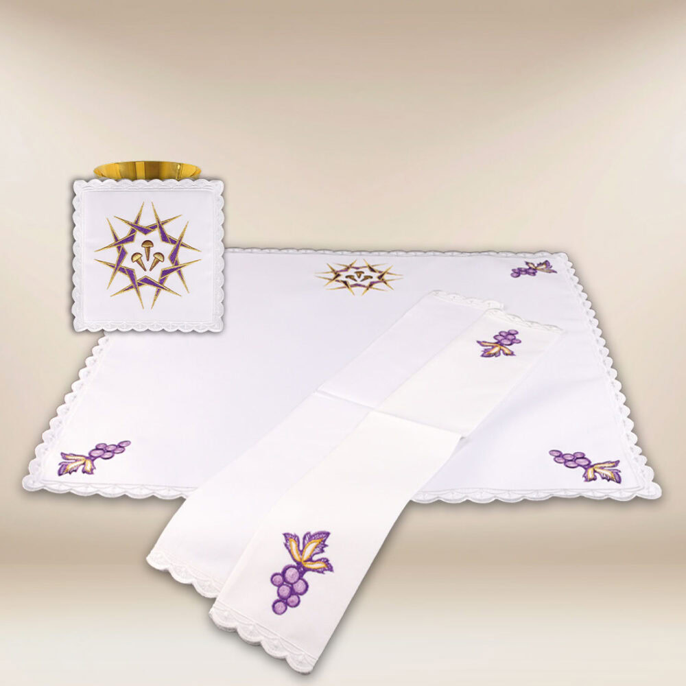 Conjunto de alfaias do cálice para o tempo da Quaresma