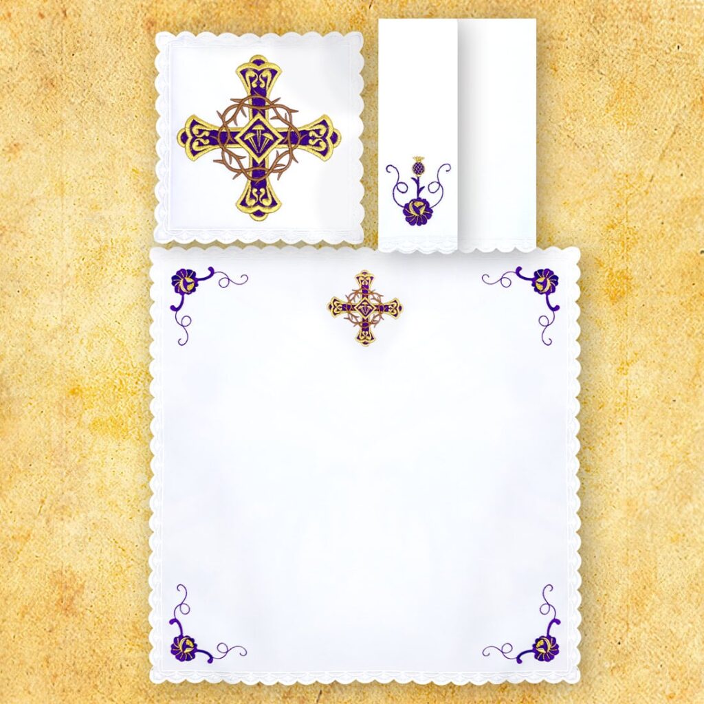 Conjunto de alfaias do cálice Coroa de Espinhos
