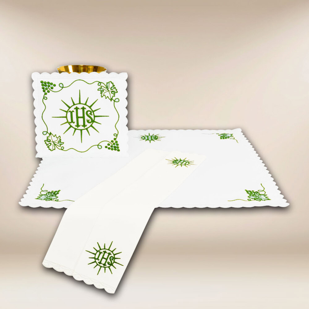 Conjunto de Alfaias do Cálice Verde