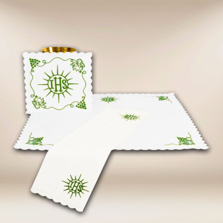 Conjunto de Alfaias do Cálice Verde