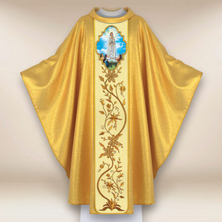 Casula com a imagem da Mãe de Deus de Fátima