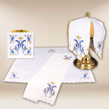 Conjunto de alfaias do cálice Mariano