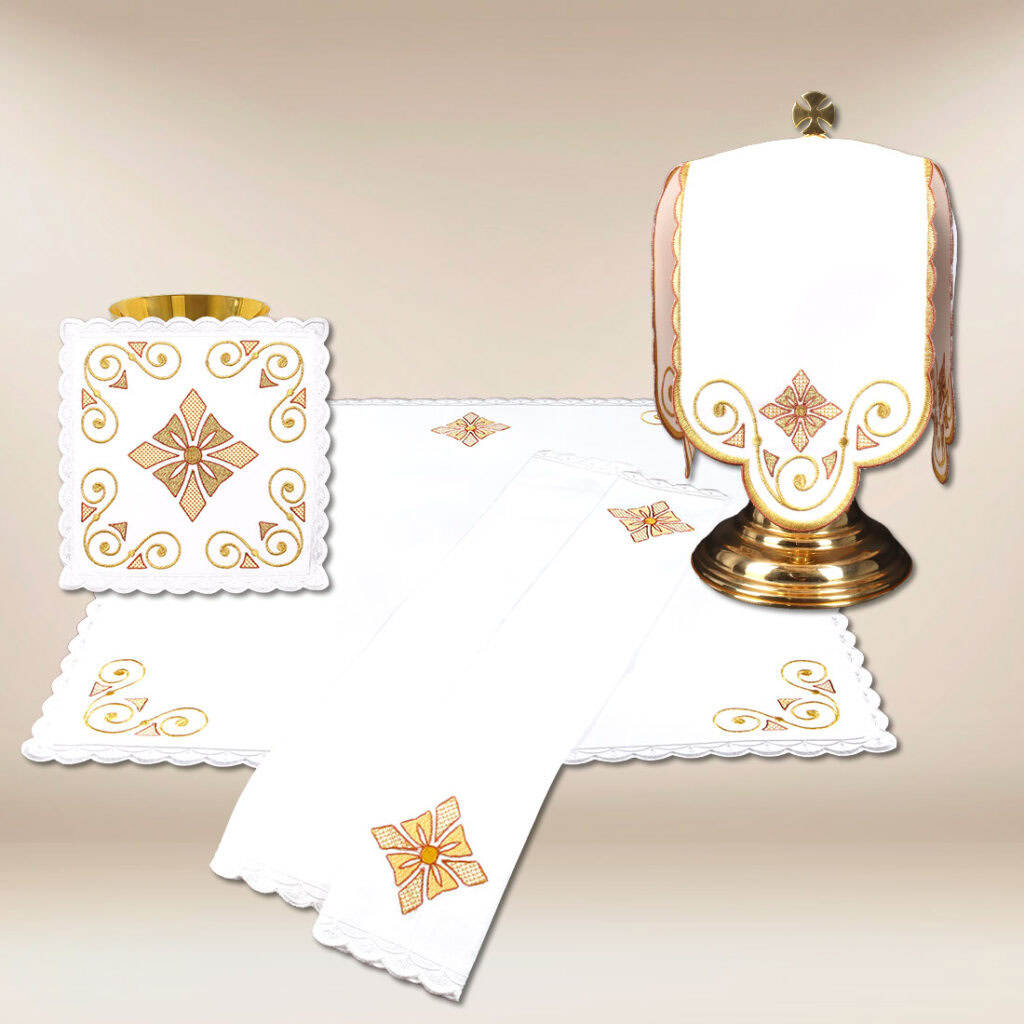 Conjunto de alfaias do cálice de Natal