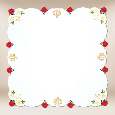 Cobertura de altar com dimensões de 95 × 95 cm