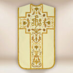 Casula bordada romana com IHS