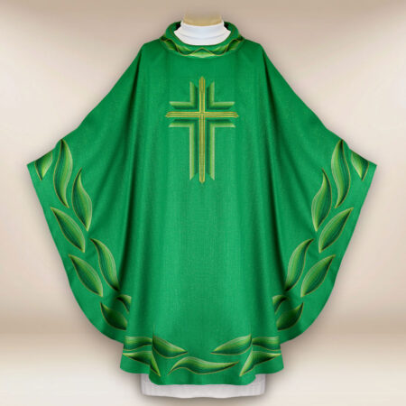 Casula bordada verde