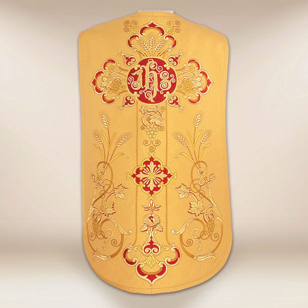 Casula romana bordada com IHS dourado