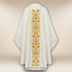 Casula bordada em jacquard ecru