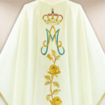 Casula bordada Madonna Di Lourdes