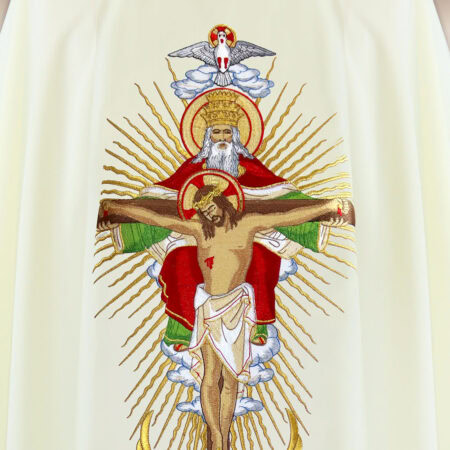 Casula bordada ecru Santíssima Trindade