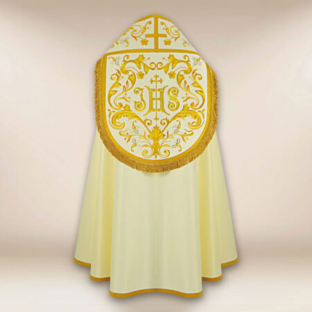 Haftowana kapa liturgiczna z monogramem IHS