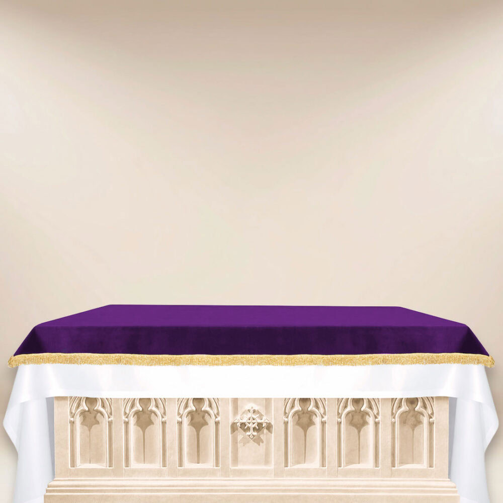 Cobertura de altar de veludo roxa