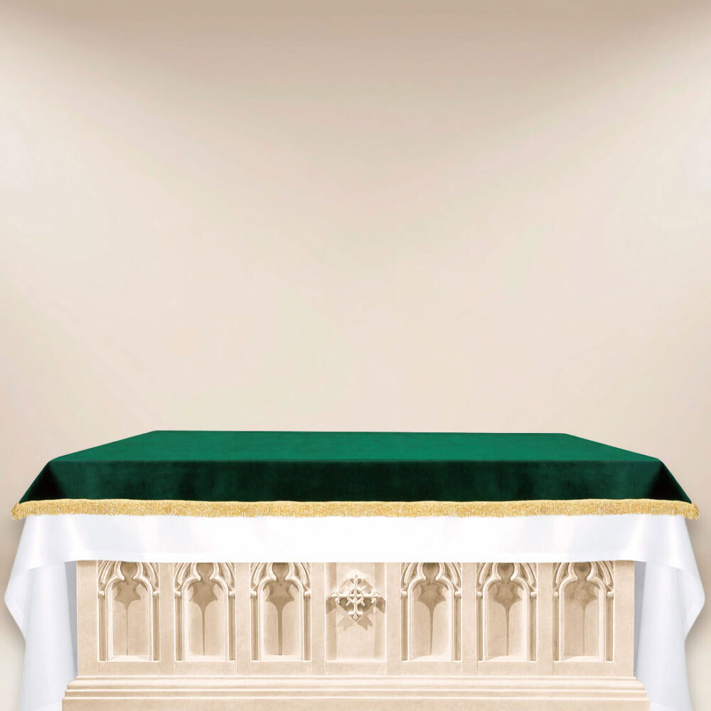 Cobertura de altar de pelúcia