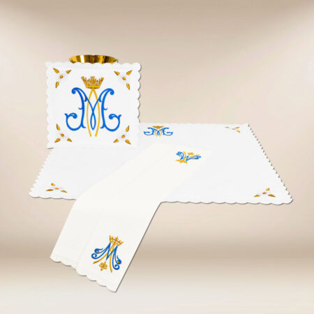 Conjunto de alfaias do cálice mariano