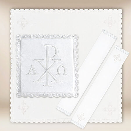 Conjunto de alfaias do cálice branco