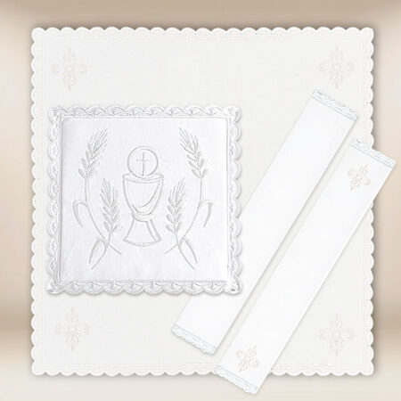 Conjunto de alfaias do cálice branco