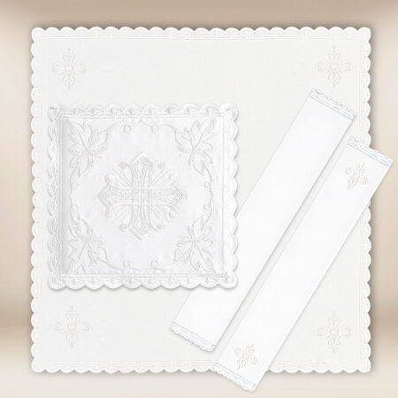 Conjunto de alfaias do cálice branco